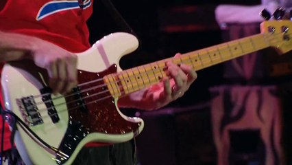 Out of Exile - Audioslave (live)