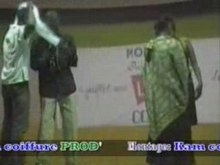 Père Levis ft Rouwaïda : Amour à distance