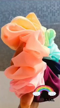 Stylish scrunchies design! 🌺 !#Scrunchies #HairAccessories #DIY #Fashion #Style #HairGoals #EasyCrafts #HairTies #FashionTrend