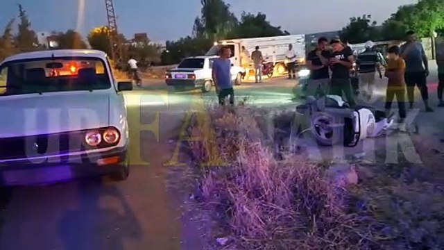 Şanlıurfa Birecik'te Motosiklet ile Otomobil Çarpıştı: 2 Kişi Yaralandı!