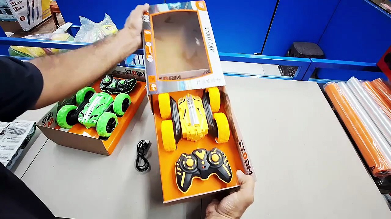 Remote Control Car Stunt RC Cars, 90 Min Playtime, 2.4Ghz Double Sided 360° Rotating RC Crawler with Headlights, 4WD Off Road Drift RC Race Car Toy for Boys and Girls