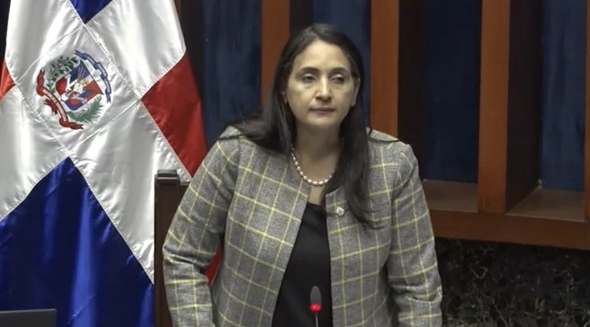 Senadora llama a las autoridades a detener la imprudencia de jóvenes con carreras clandestinas en tramo Baní-Santo Domingo