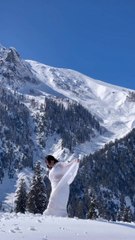 love status Maine sanam tujhe pyar kiya hai