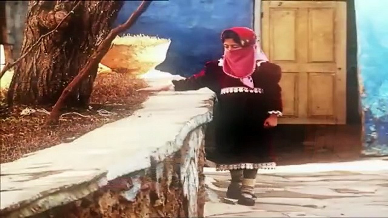 پہلی نظر میں عشق - ترکی فلم اُردو ڈبنگ کے ساتھ...