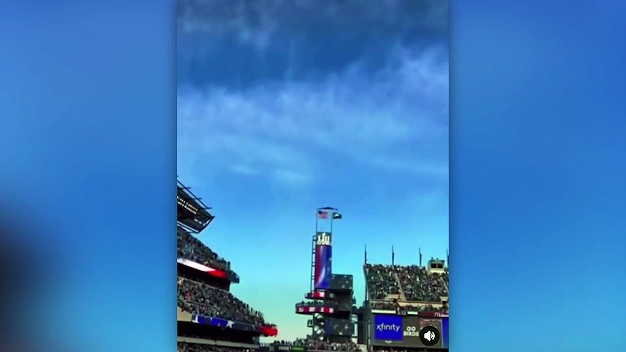 Trump, "İran'ı Bombala" şarkısıyla B-2 uçağının videosunu paylaştı