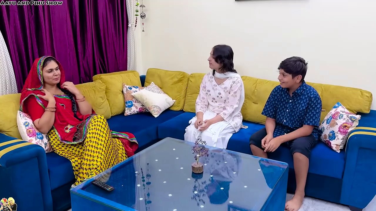 LIVING IN PAST _ Comedy Family Challenge 24 hrs _ Living without electricity _ Aayu and Pihu Show