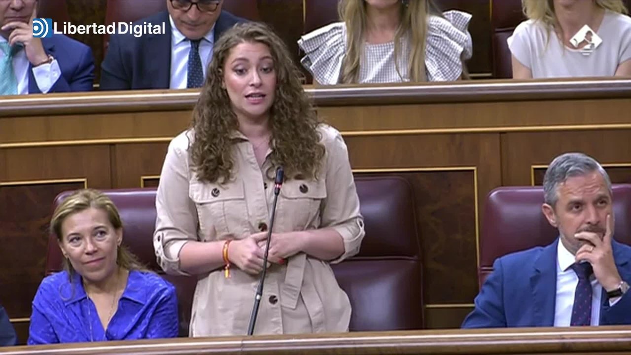 Ester Muñoz a Yolanda Díaz: "Está usted rodeada de corrupción y prostitución"