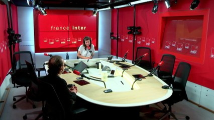 Début des soldes : "On mesure une perte d'appétit à la consommation", observe Philippe Moati