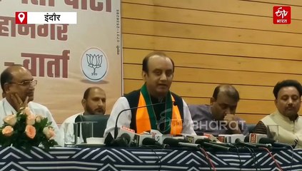 इमरजेंसी के बाद बिखर गई थी जनता पार्टी, अटलजी की इस कविता ने फूंके थे बीजेपी में प्राण