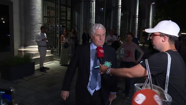 La tensa reacción del duque de Alba al ser preguntado por su hermano Cayetano: No me falte el respeto