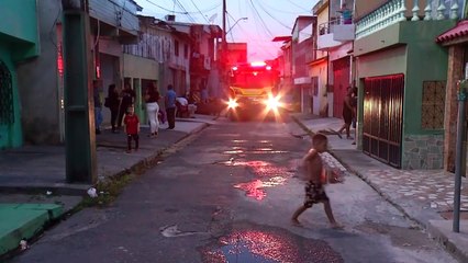 Incêndio destrói residência no bairro da Condor