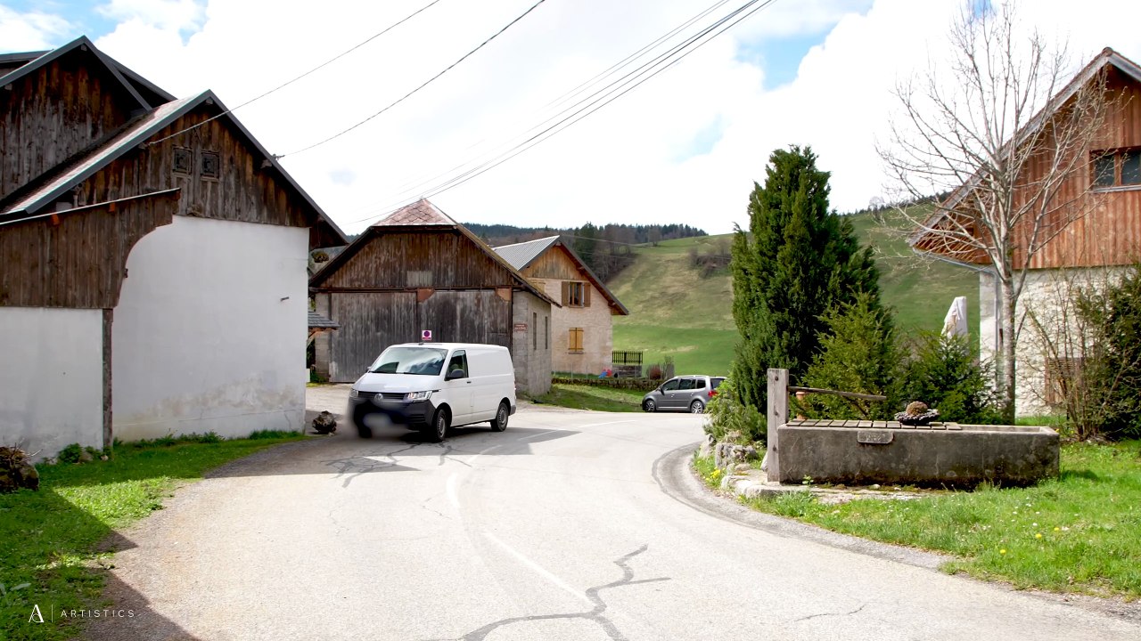 Textured Wood and Light | Sculptor Thierry Martenon's Interview in His Studio in the French Prealps