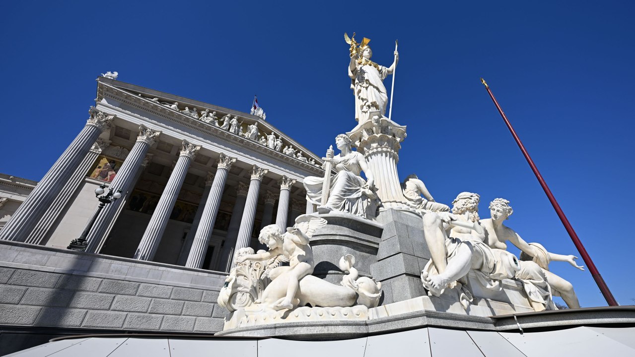 Nationaler Sicherheitsrat tagt im Parlament