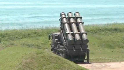 Japonské síly testují raketu Type 88 v reakci na námořní expanzi Číny