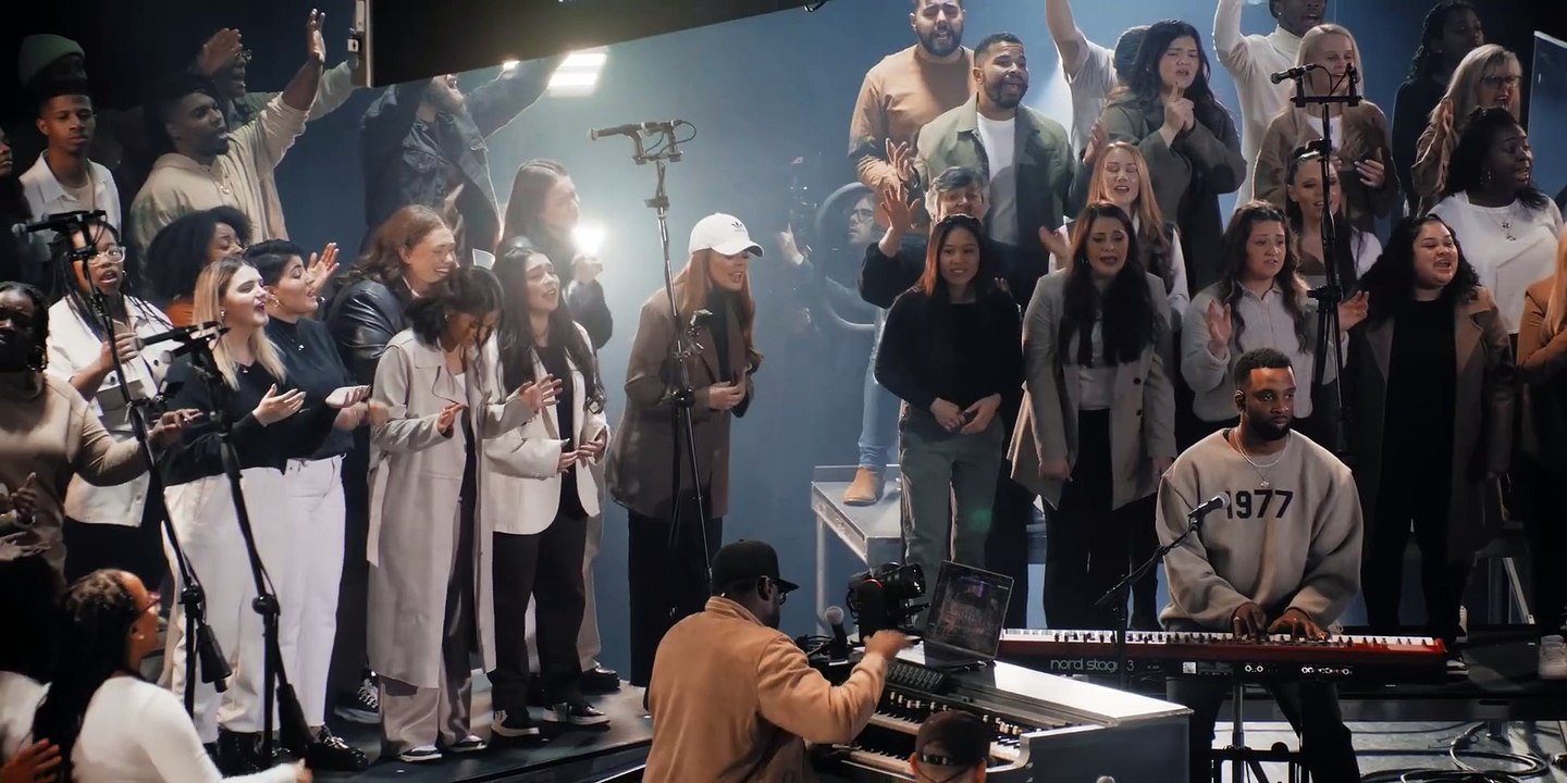 Trust In God (feat. Chris Brown & Isaiah Templeton)   Elevation Worship