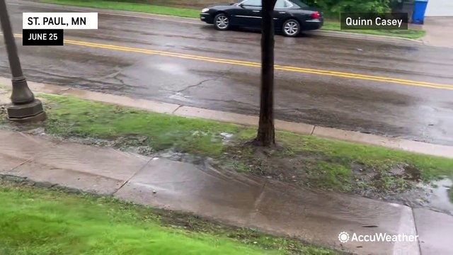 Thunderstorms lead to tornadoes and flash floods in the Midwest