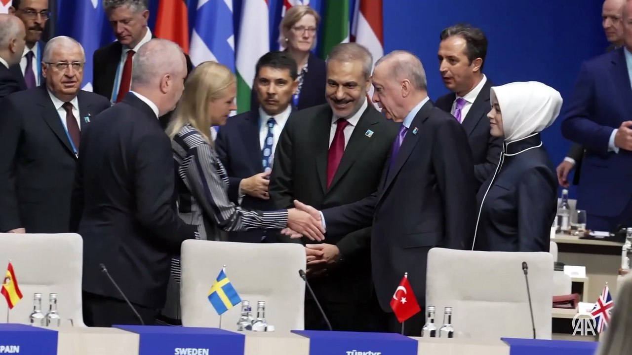 NATO Devlet ve Hükümet Başkanları Toplantısı