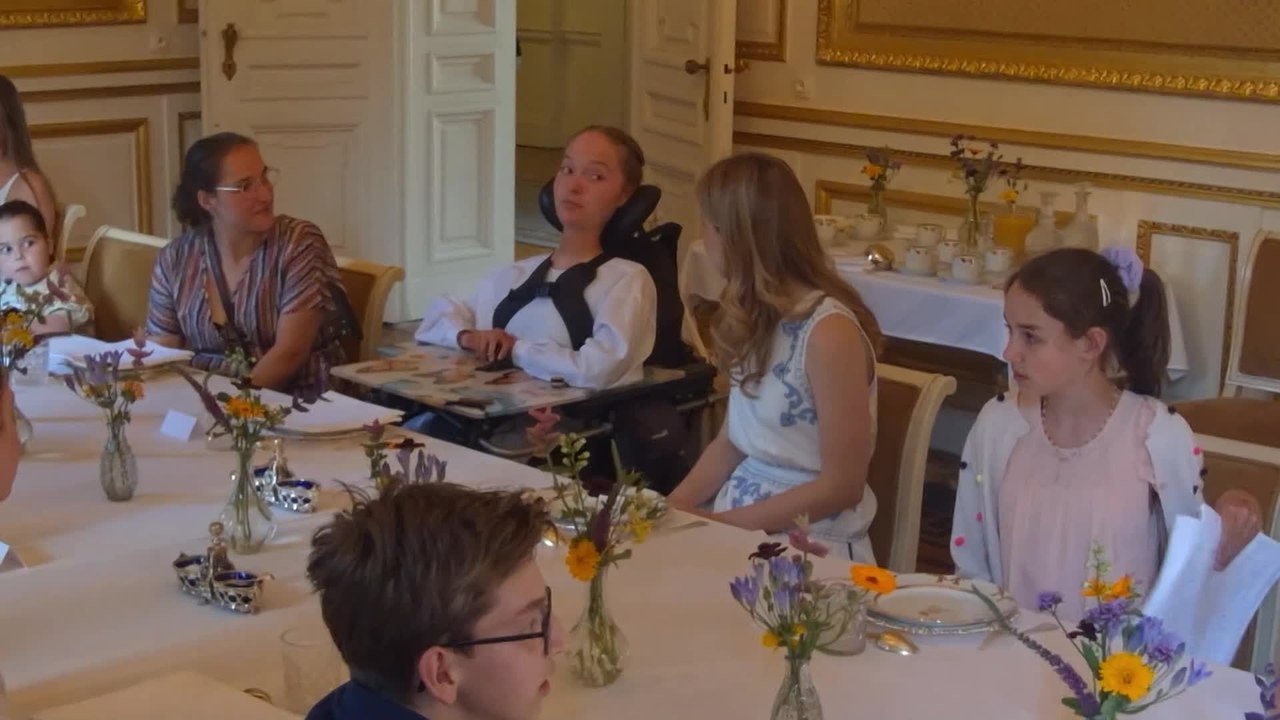 Rencontre entre la princesse Élisabeth et une dizaine de jeunes patients de l’Hôpital pour enfants Princesse Élisabeth