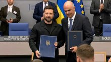 Selenskyj unterzeichnet Abkommen zur Einrichtung von Ukraine-Sondertribunal