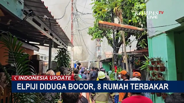 Kebakaran di Kawasan Padat Kwitang Jakpus, 8 Rumah Hangus Terbakar