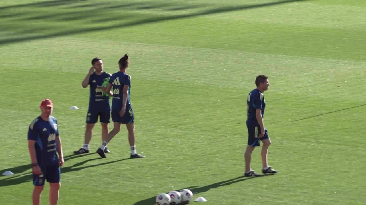 ENTRENAMIENTO SELECCIÓN ESPAÑOLA | ESPAÑA prepara el partido contra JAPÓN antes de la EUROCOPA