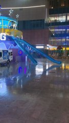 Kejadian Unik Di mall Yang Terekam