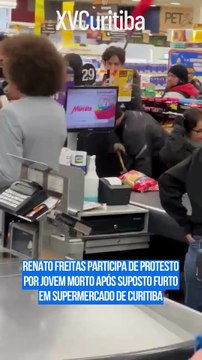 Renato Freitas participa de protesto por jovem morto após suposto furto em supermercado de Curitiba