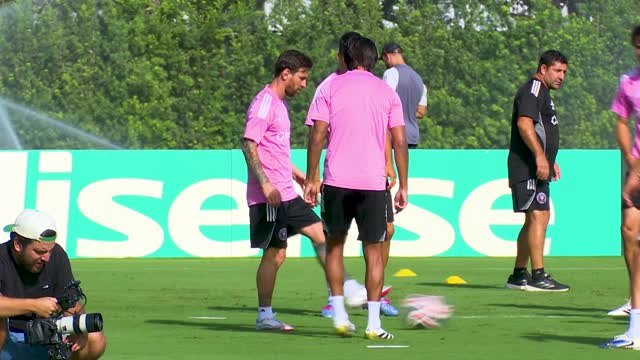 Inter Miami - Messi tout sourire à l'entraînement avant ses retrouvailles avec le PSG