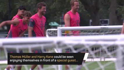 Wenger in attendance as Bayern prepare for Flamengo