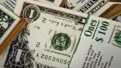 धड़ाम हुआ डॉलर, चार साल के सबसे निचले स्तर पर पहुंचा