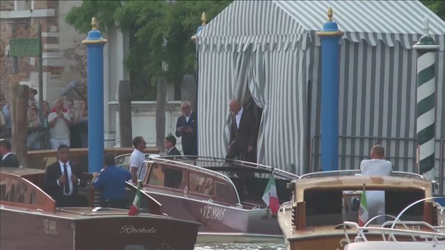 Jeff Bezos, Lauren Sanchez, Oprah and Orlando Bloom leave Venice hotels