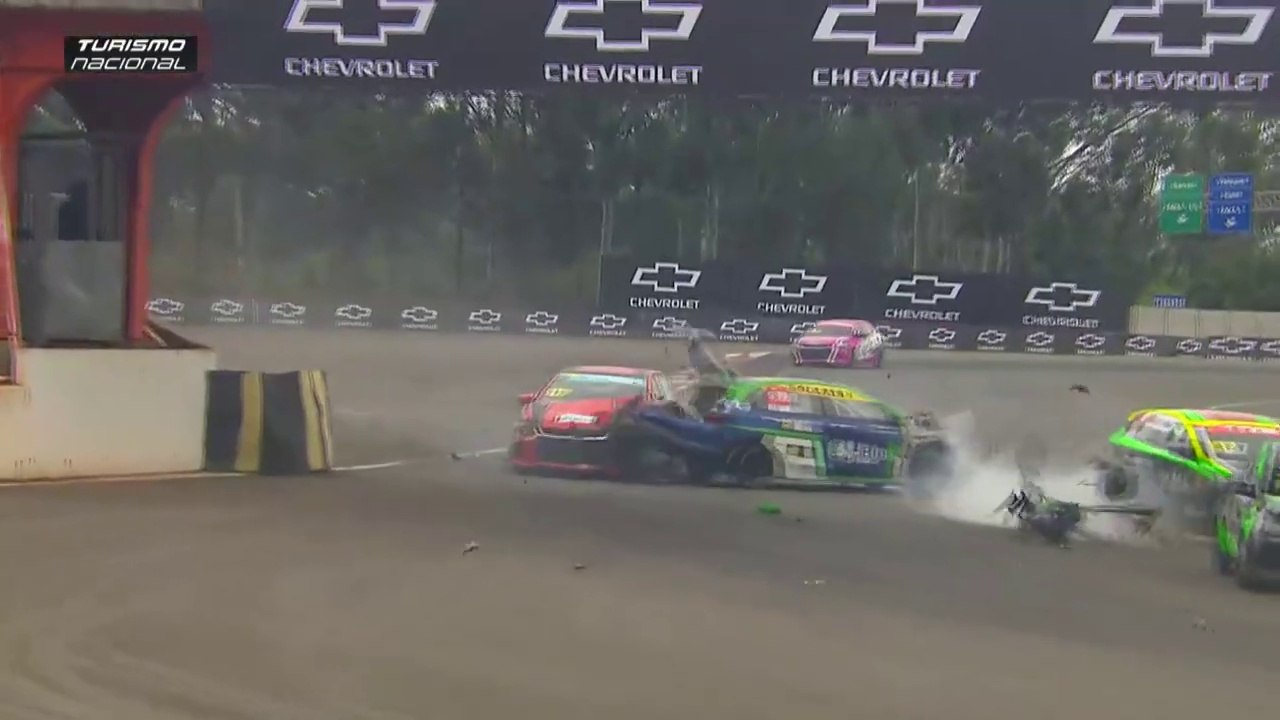 Turismo Nacional BR 2025 Velopark Race 5 Last Lap Big Crash