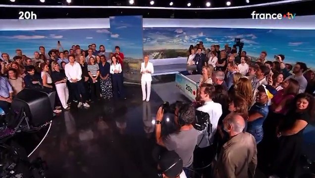 Anne-Sophie Lapix a fait ses adieux forcés ce soir au 20h de France 2 après avoir été débarquée par la patronne de France Télé