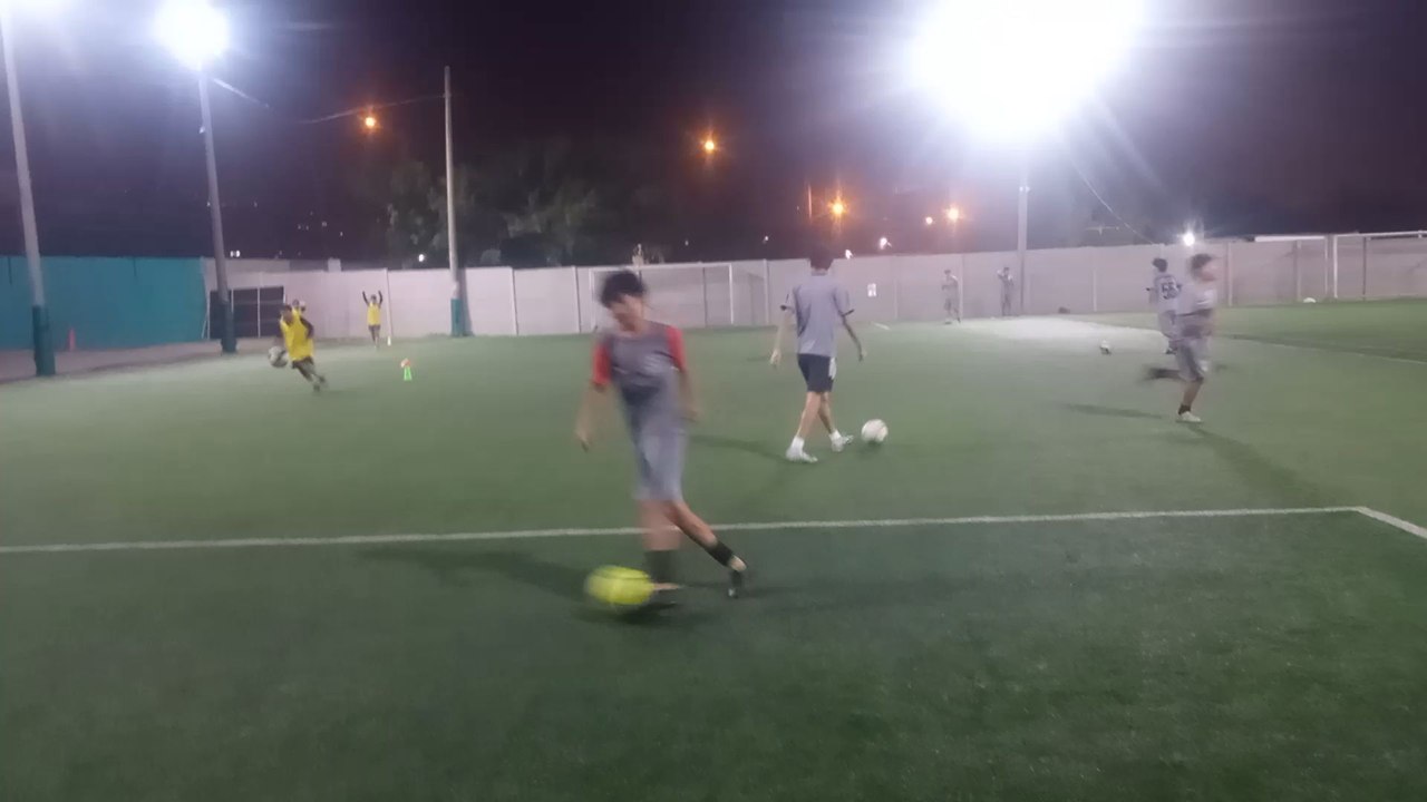 entrenamiento.de remate.ambas piernas