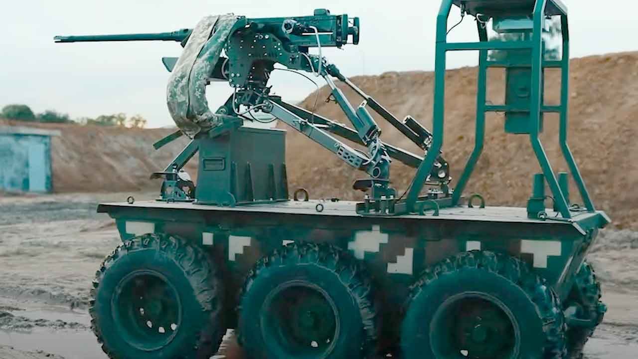 動画：ウクライナ、物流地上ドローンに重機関銃を搭載