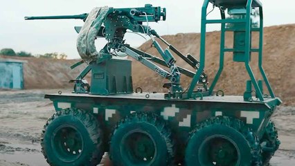 Video: Ukraine udstyrer logistisk jorddrone med tungt maskingevær