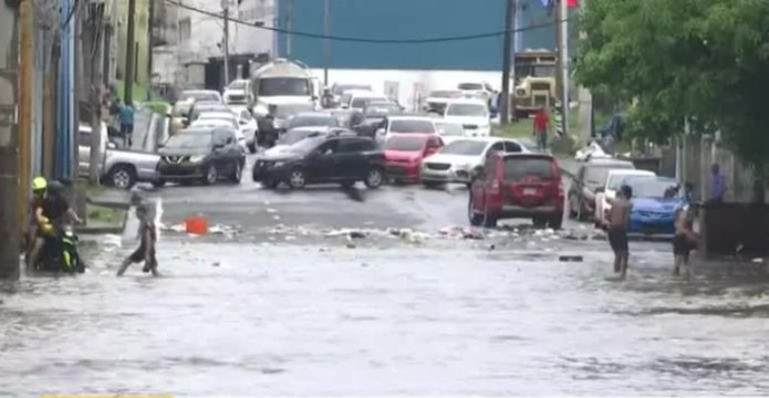 Bomberos brindan recomendaciones en caso de inundaciones