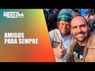 Toda a família Bolsonaro com Tarcísio de Freitas