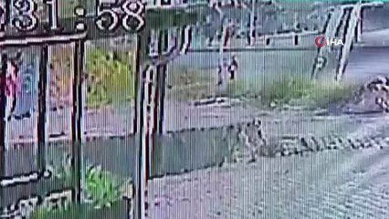 Hatay'da korkunç kaza! Minibüsün takla attığı anlar kamerada!