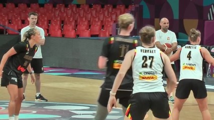 Les Belgian Cats à l'entraînement avant le duel contre l'Italie