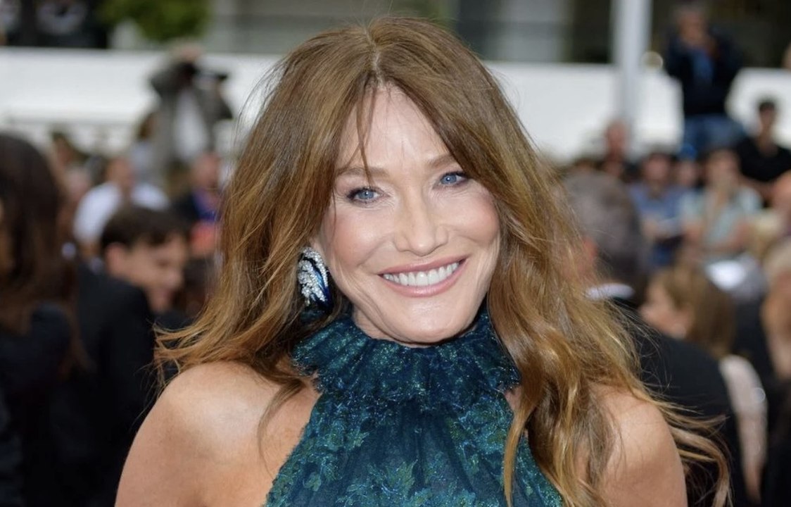 Carla Bruni se confie sur la notoriété de sa fille Giulia, 13 ans, sur les réseaux sociaux