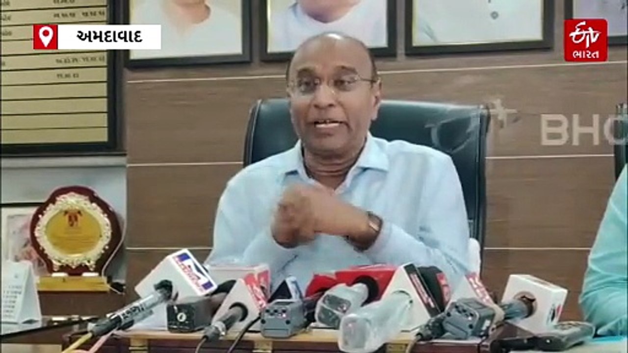 અમદાવાદ શહેરમાં પહેલીવાર ડ્રેનેજમેન્ટ હોલનું ડિ...