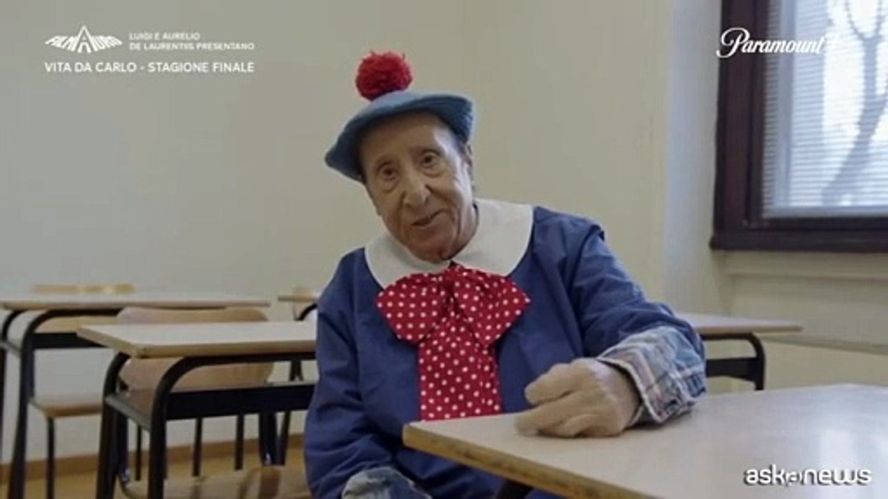 Carlo Verdone omaggia Alvaro Vitali con una clip da "Vita da Carlo"