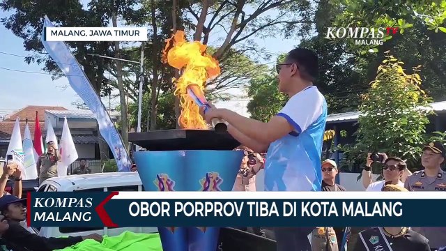 Diantar Wali Kota Batu, Obor Porprov Tiba di Kota Malang