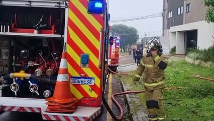 Casa tomada por moradores de rua é incendiada no Bairro Coqueiral