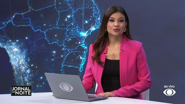 Voos são cancelados após urso invadir pista em aeroporto no Japão