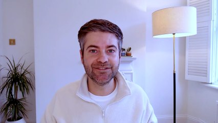 What Is The Average Salary By Age In The UK?