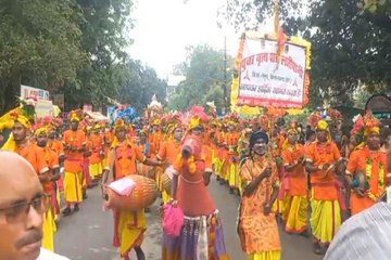 Jagannath Rath yatra: भगवान जगन्नाथ की निकली रथयात्रा, बहन सुभद्रा और भाई बलभद्र के साथ पहुंचे मौसी के घर