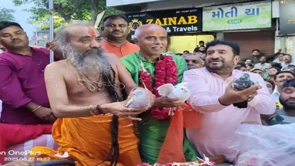 Ahmedabad: दरियापुर-शाहपुर में दिखा साम्प्रदायिक सौहार्द, उड़ाए कबूतर