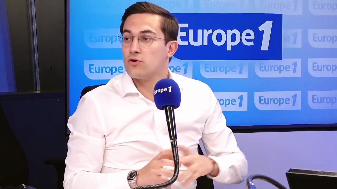 François Bayrou affronte une motion de censure du PS mais sans la participation du RN